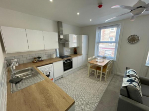 Apartment #2 - at 12 Story St, Sutton-On-Hull
